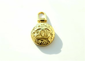 Подвеска круглой формы с логотипом Chanel 68321p